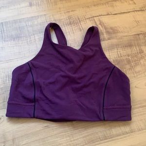 Lululemon high neck sports bra maroon
